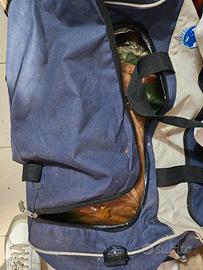 Borsa campeggio con un po' di tutto