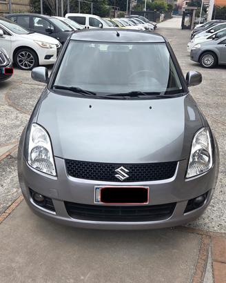 Suzuki Swift 1.3 5p. GLX BEN TENUTA NAVIGATORE GAR
