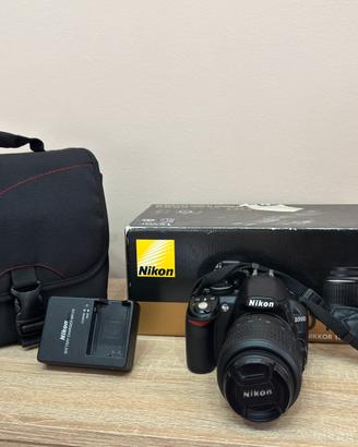Nikon D3100 + Nikkor 18-55