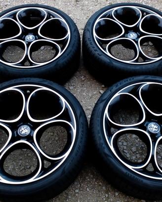 CERCHI E GOMME 19 ORIGINALI ALFA ROMEO COD:2030