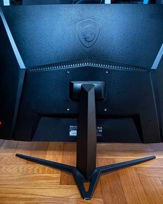 monitor  MSI G27C4X con cavo Display Port