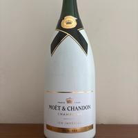 Moet chandon ice