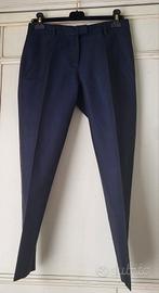 Pantaloni Brunello Cucinelli, tg. 40; colore blu.
