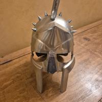 il gladiatore casco indossabile