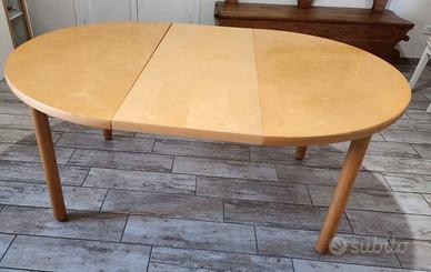 Tavolo tondo e allungabile con 6 sedie