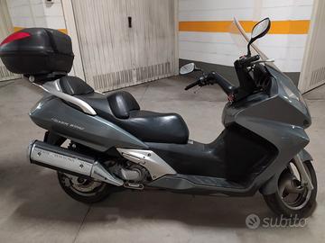 Honda Silver Wing 600 - 2003