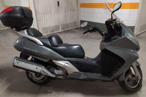 Honda Silver Wing 600 - 2003