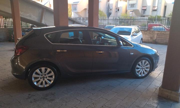 Opel Astra 1.7 110 cv