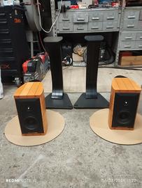 Autoparlanti sonus faber con piedistalli 