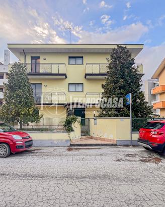 INVESTIMENTO UNICO A IGEA MARINA: CASA INDIPENDENT