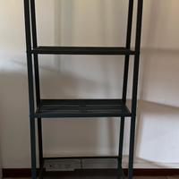 Libreria in metallo moderna