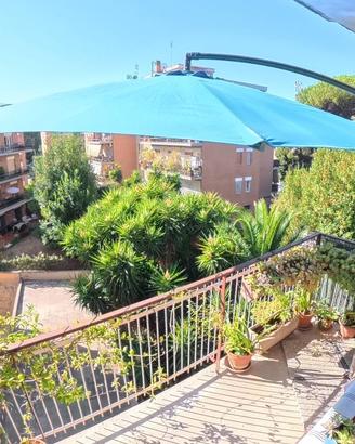 ombrellone da giardino a sbalzo