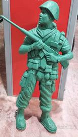 Soldato  -  Scenografia  -  Scultura  