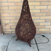 Lampada realizzata con ricci di mare, artigianale.