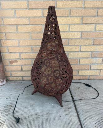 Lampada realizzata con ricci di mare, artigianale.