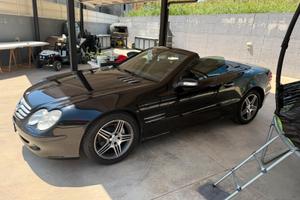 Mercedes SL 350 cabrio d’epoca gommata
