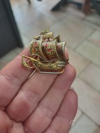 Spilla Caravella vintage bigiotteria 