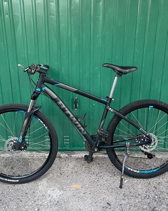 B-twin 520