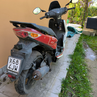 Scooter kymco