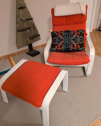 poltrona Ikea e sgabello 