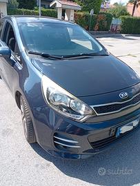 Auto KIA RIO 09/2015