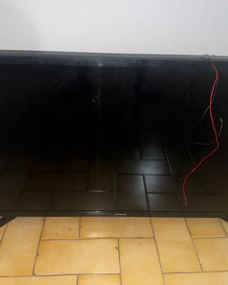 TV Samsung 32" UE32M4002 HD Ready con telecomando