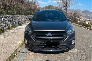 Ford kuga 2.0 st-line poco trattabile