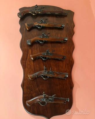 Set di 6 pistole decorative stile antico