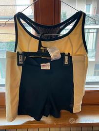 Completo sportivo Nike elasticizzato