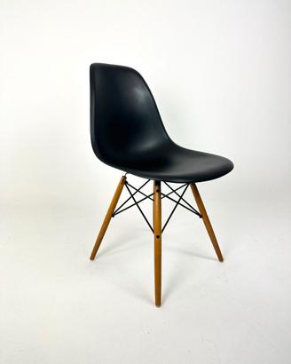 Sedia design Vitra DSW