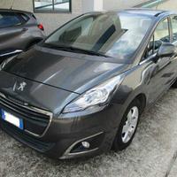 Peugeot 5008 Active 7 POSTI