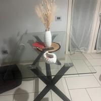 Tavolo 1.49 per 90 cm in vetro