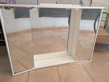 Mobiletto bagno vetrato