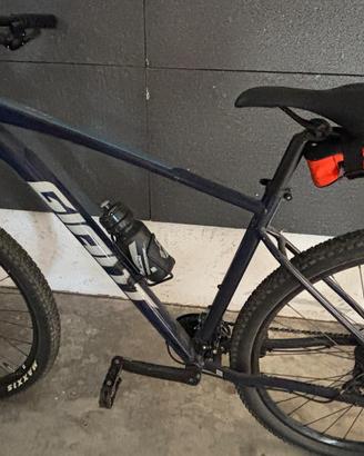 GIANT Talon 29  MTB 29” Come nuova