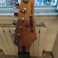 CHITARRA ELETTRICA YAMAHA ERG 121C