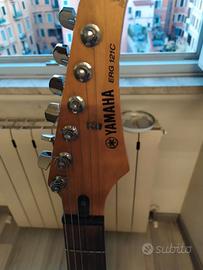 CHITARRA ELETTRICA YAMAHA ERG 121C