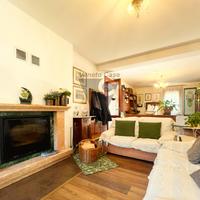 MIRA - ELEGANTE VILLA SINGOLA