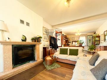 MIRA - ELEGANTE VILLA SINGOLA