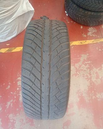 Gomme invernali Avon 