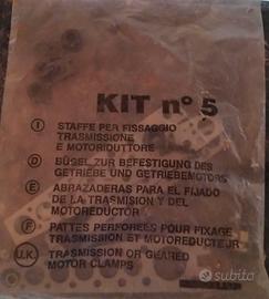 Staffe per fissaggio Kit n° 5