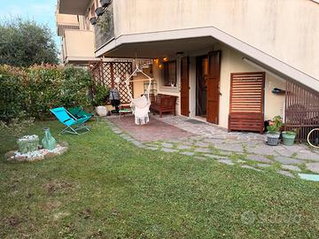 Casa d'angolo con giardino a badia di longiano