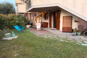 Casa d'angolo con giardino a badia di longiano