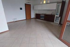Appartamento di 40 m² con 3 locali e box auto a Sa