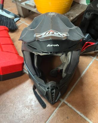Casco Airoh taglia M