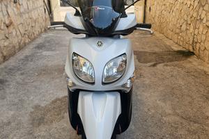 Yamaha Xenter 125