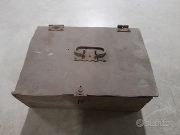 Piccola cassetta vintage