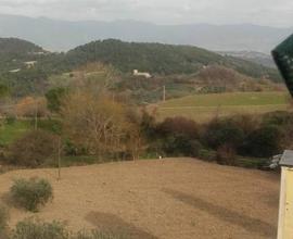 Casa indipendente a Spoleto, 4 locali