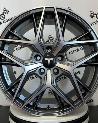 4 CERCHI IN LEGA TESLA MODEL 3 DA 20 NUOVI
