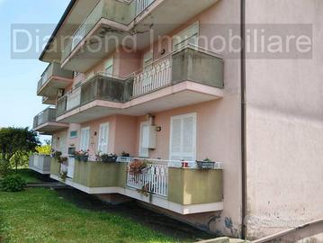 Appartamento con garage a Mascali