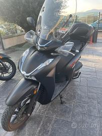 Honda SH 350